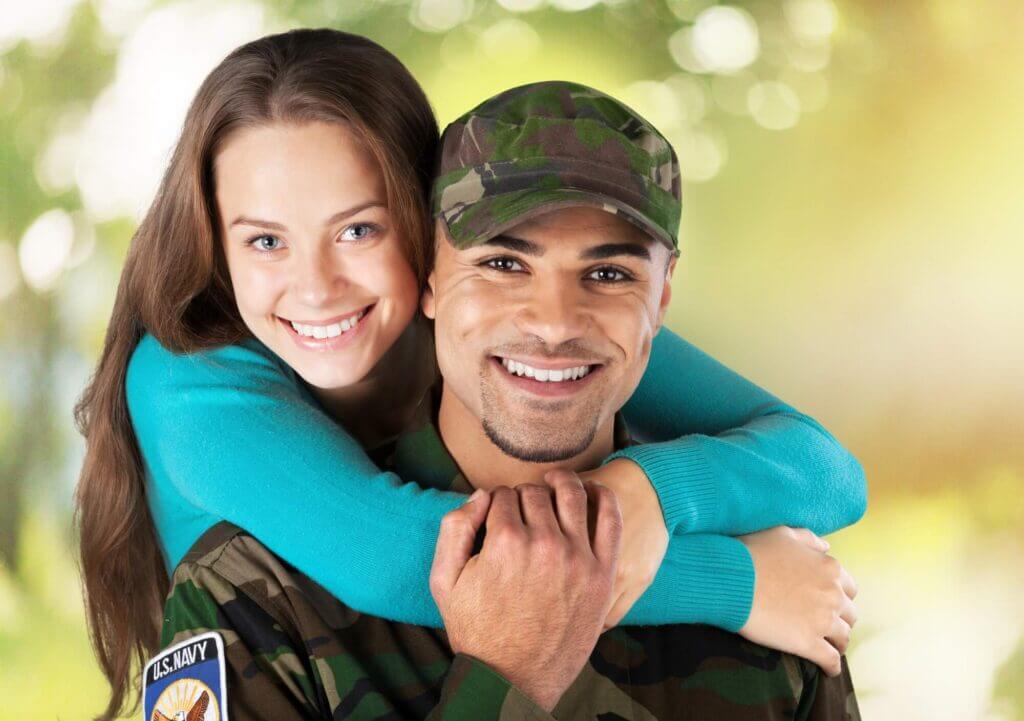 girl in love with the military